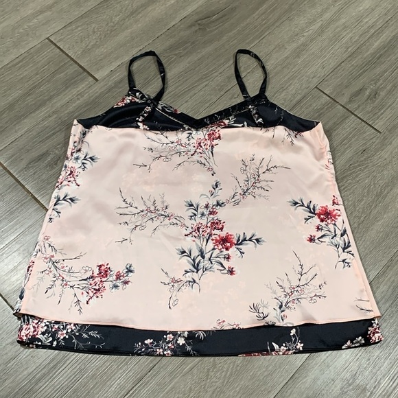 WHBMPale Pink & Black Floral Layered Adjustable Strap Tank Top size M - Picture 10 of 13